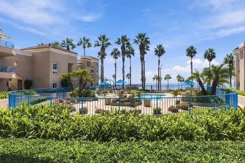 Exterior - 400 N Pacific St #107, Oceanside, CA 92054 photo 4 of 8