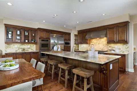 Kitchen - 6936 Sitio Cordero, Carlsbad, CA 92009 photo 3 of 4