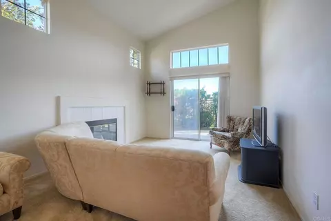 Living - 32033 Arlington Cir, Bonsall, CA 92003 photo 4 of 5