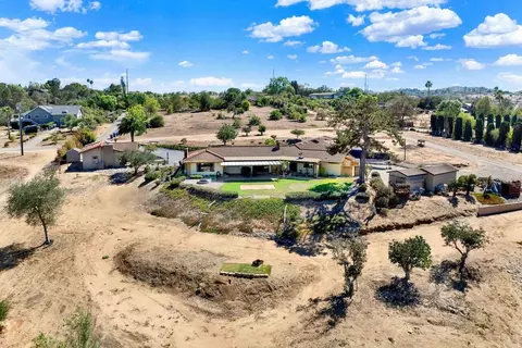 View/Area - 4057 Ladera Vis, Fallbrook, CA 92028 photo 4 of 7