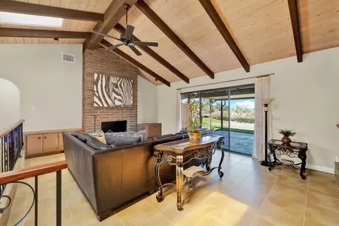 Living - 4057 Ladera Vis, Fallbrook, CA 92028 photo 1 of 10