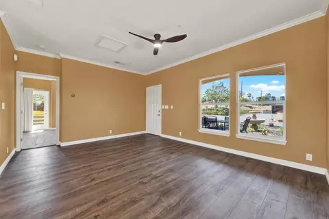 Living - 4057 Ladera Vis, Fallbrook, CA 92028 photo 10 of 10