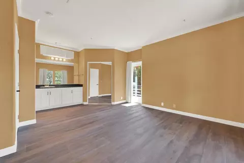 Living - 4057 Ladera Vis, Fallbrook, CA 92028 photo 9 of 10