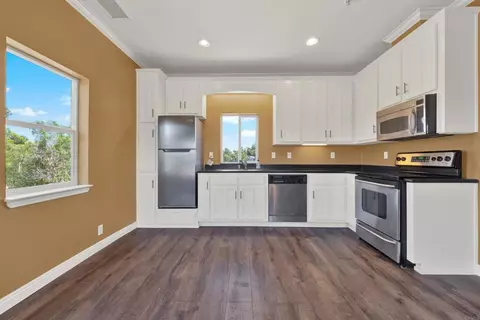 Kitchen - 4057 Ladera Vis, Fallbrook, CA 92028 photo 7 of 7