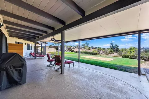 Exterior - 4057 Ladera Vis, Fallbrook, CA 92028 photo 4 of 14