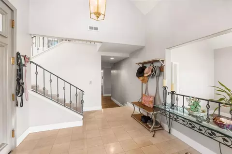 Entry Way - 3684 Maria Ln, Carlsbad, CA 92008 photo 2 of 2