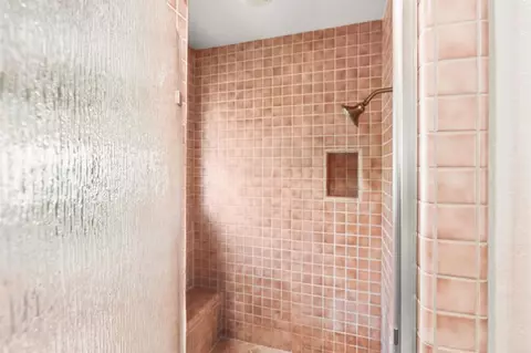 Bath - 3684 Maria Ln, Carlsbad, CA 92008 photo 3 of 6