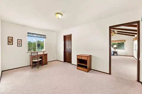 Bedroom - 1045 Warmlands Ave, Vista, CA 92084 photo 6 of 7