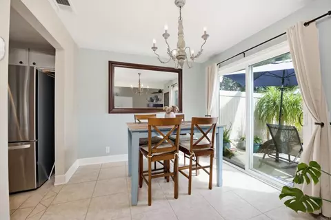 Dining - 3553 Coconut Way, Oceanside, CA 92058 photo 1 of 2