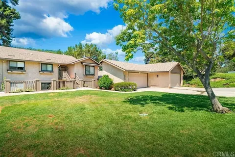 Exterior - 4129 Cyprus Island Ct, Fallbrook, CA 92028 photo 2 of 14