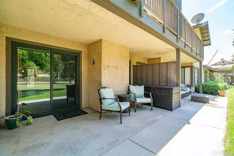 Exterior - 4129 Cyprus Island Ct, Fallbrook, CA 92028 photo 4 of 14