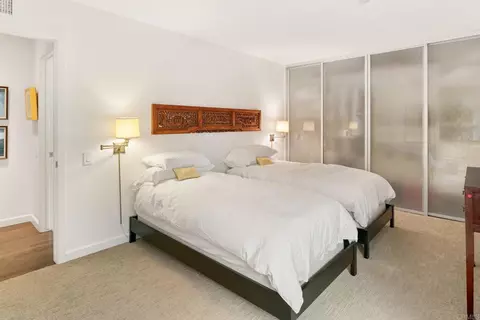 Bedroom - 2521 Ardath Ct, La Jolla, CA 92037 photo 7 of 7