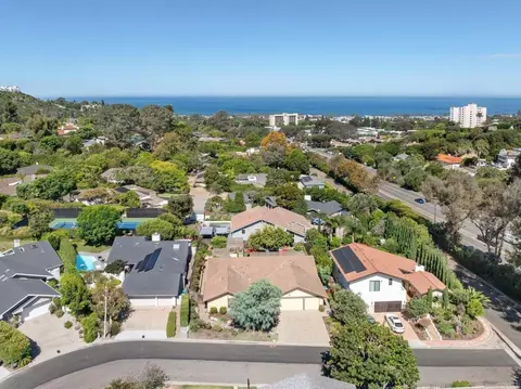 View/Area - 2521 Ardath Ct, La Jolla, CA 92037 photo 5 of 6