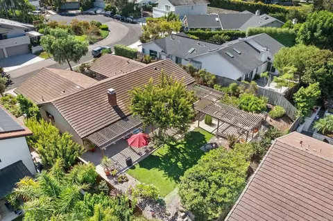 View/Area - 2521 Ardath Ct, La Jolla, CA 92037 photo 4 of 6