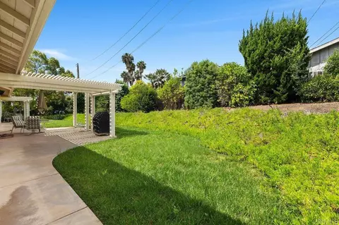 Exterior - 1773 Green Briar, Fallbrook, CA 92028 photo 2 of 7