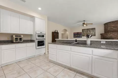 Kitchen - 1773 Green Briar, Fallbrook, CA 92028 photo 3 of 4