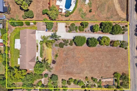 View/Area - 1773 Green Briar, Fallbrook, CA 92028 photo 8 of 10