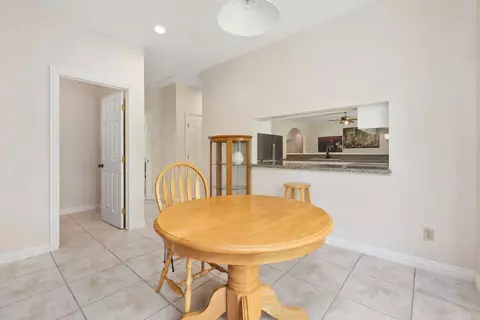 Dining - 1773 Green Briar, Fallbrook, CA 92028 photo 3 of 4