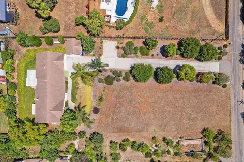 View/Area - 1773 Green Briar, Fallbrook, CA 92028 photo 1 of 10