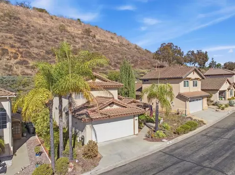 View/Area - 1832 Loreto, Escondido, CA 92027 photo 3 of 10