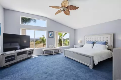 Bedroom - 5205 Palmera Dr, Oceanside, CA 92056 photo 4 of 8
