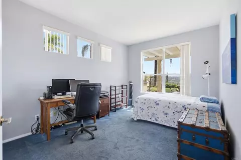 Bedroom - 5205 Palmera Dr, Oceanside, CA 92056 photo 1 of 8