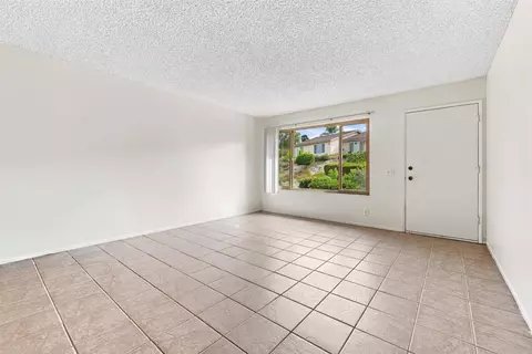 Living - 4394 Albatross Way, Oceanside, CA 92057 photo 2 of 3