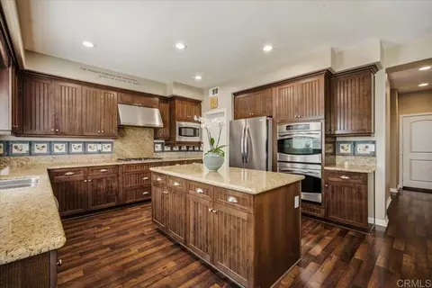 Kitchen - 32293 Copper Crest Ln, Temecula, CA 92592 photo 2 of 3