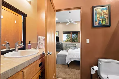 Bath - 2810 Three Peaks Ln, Julian, CA 92036 photo 1 of 5