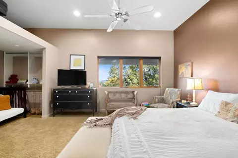 Bedroom - 2810 Three Peaks Ln, Julian, CA 92036 photo 2 of 5