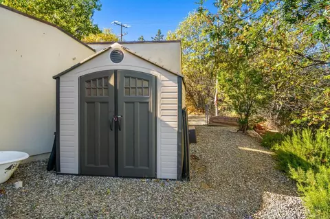 Exterior - 2810 Three Peaks Ln, Julian, CA 92036 photo 7 of 11
