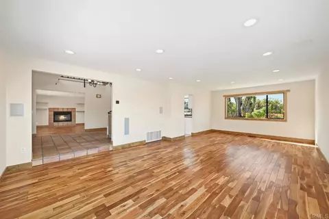 Living - 1820 Elevado Rd, Vista, CA 92084 photo 6 of 6