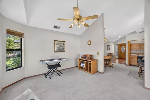Entry Way - 23543 Oriente Way, Ramona, CA 92065 photo 3 of 4