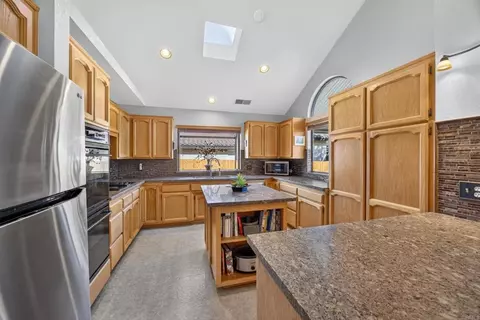 Kitchen - 23543 Oriente Way, Ramona, CA 92065 photo 1 of 3