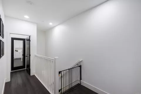 Entry Way - 1714 Fairlead Ave, Carlsbad, CA 92011 photo 2 of 3