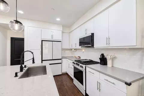 Kitchen - 1714 Fairlead Ave, Carlsbad, CA 92011 photo 3 of 3
