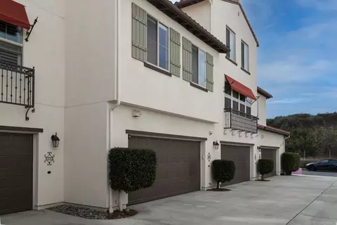Exterior - 1714 Fairlead Ave, Carlsbad, CA 92011 photo 4 of 7