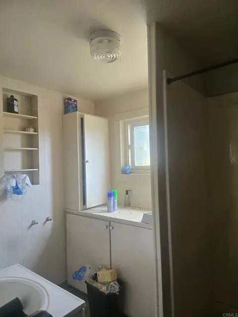Bath - 10105 N Star Dr, Redding, CA 96003 photo 1 of 1