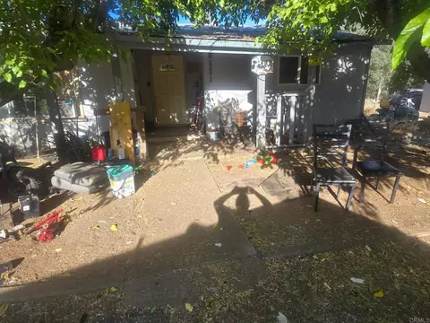Exterior - 10105 N Star Dr, Redding, CA 96003 photo 5 of 9