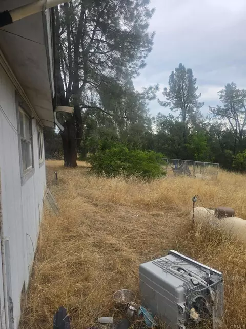 Exterior - 10105 N Star Dr, Redding, CA 96003 photo 9 of 9