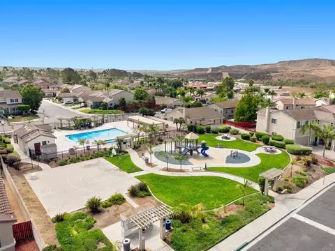 View/Area - 5186 Cobalt Way, Oceanside, CA 92057 photo 4 of 16