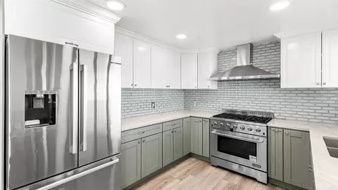 Kitchen - 13553 Carriage Rd, Poway, CA 92064 photo 4 of 6