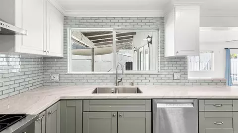 Kitchen - 13553 Carriage Rd, Poway, CA 92064 photo 5 of 6