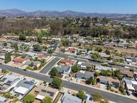View/Area - 13553 Carriage Rd, Poway, CA 92064 photo 2 of 5