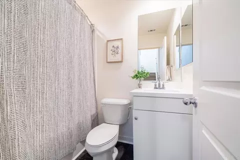 Bath - 4248 Mission Ranch Way, Oceanside, CA 92057 photo 1 of 3