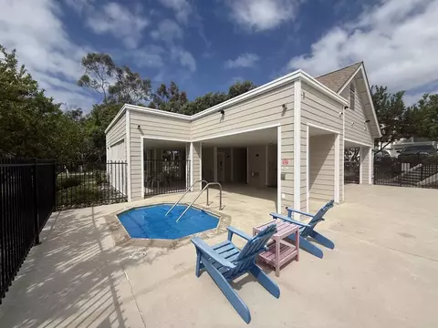 Exterior - 4548 Cape Cod Cir, Carlsbad, CA 92010 photo 11 of 12