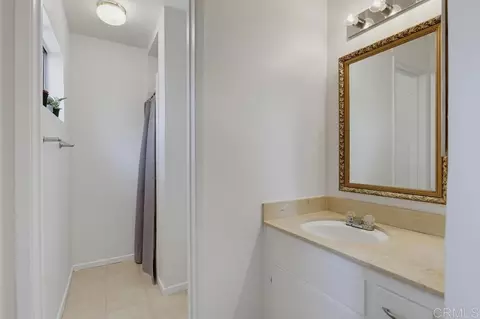 Bath - 310 Elbrook Dr, Fallbrook, CA 92028 photo 2 of 3