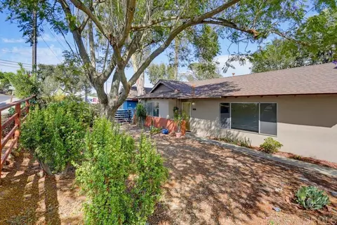Exterior - 310 Elbrook Dr, Fallbrook, CA 92028 photo 2 of 8