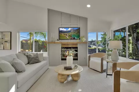 13263 Russet Leaf Ln, San Diego, CA 92129