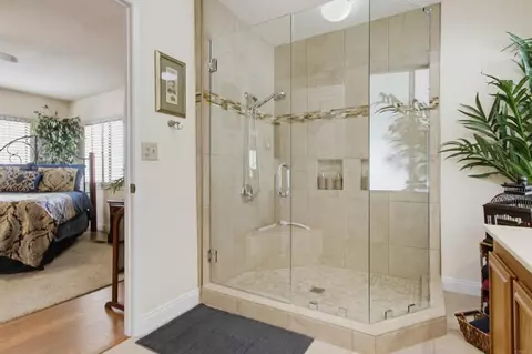 Bath - 3522 Turquoise Ln, Oceanside, CA 92056 photo 4 of 6